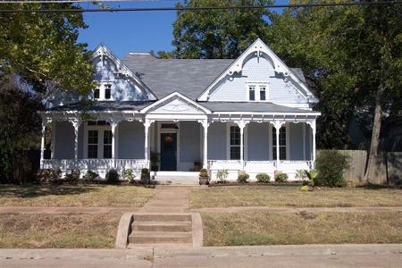 1930 Gothic Revival photo